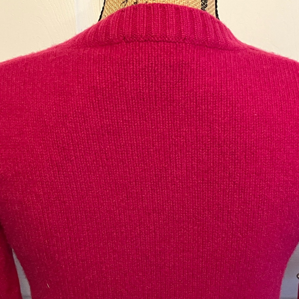 Faconnable thick lamb’s wool magenta berry pink short length v-neck knit sweater - Picture 9 of 15